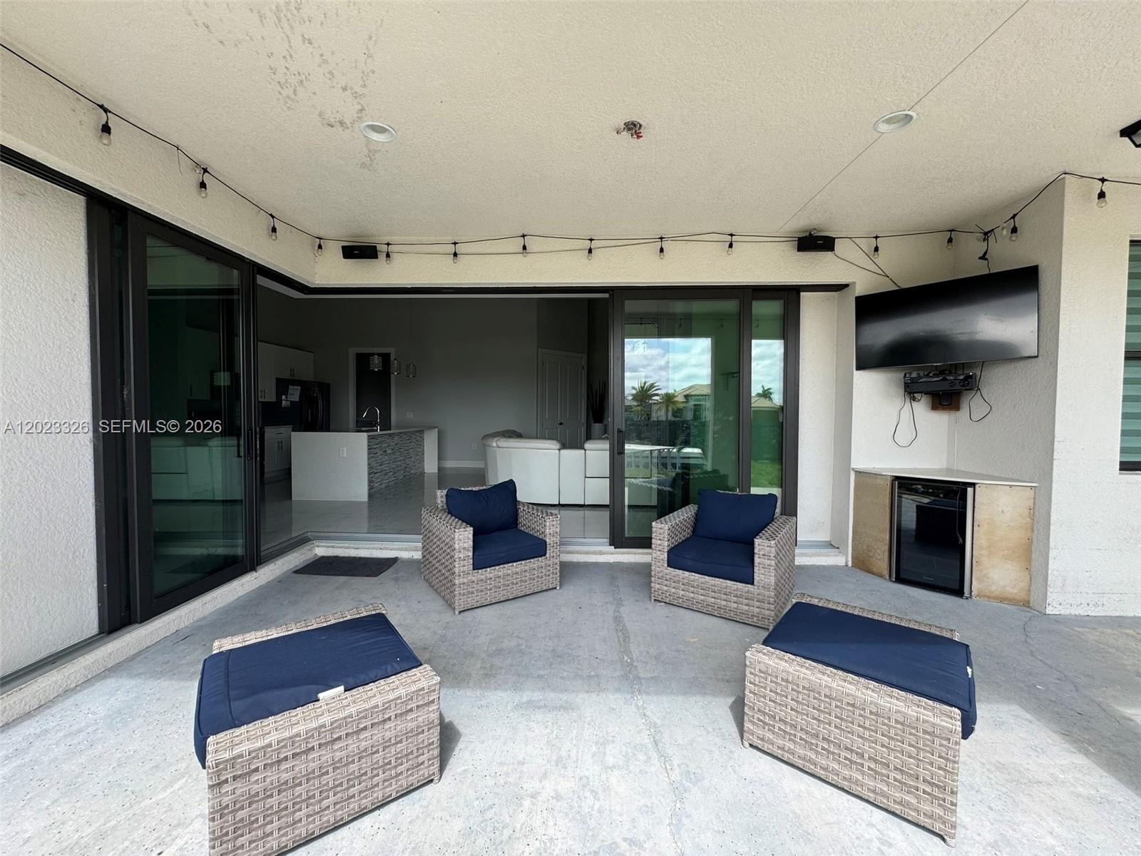 113 NW 38th Pl