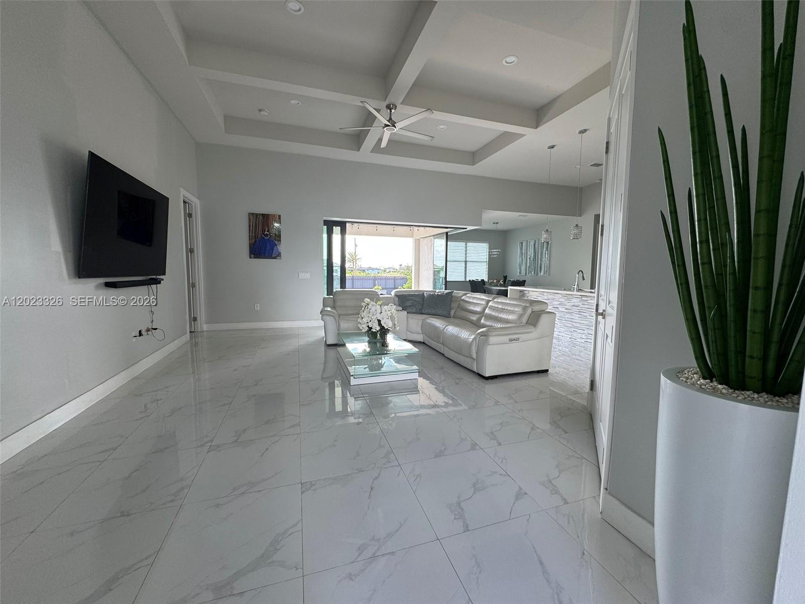 113 NW 38th Pl