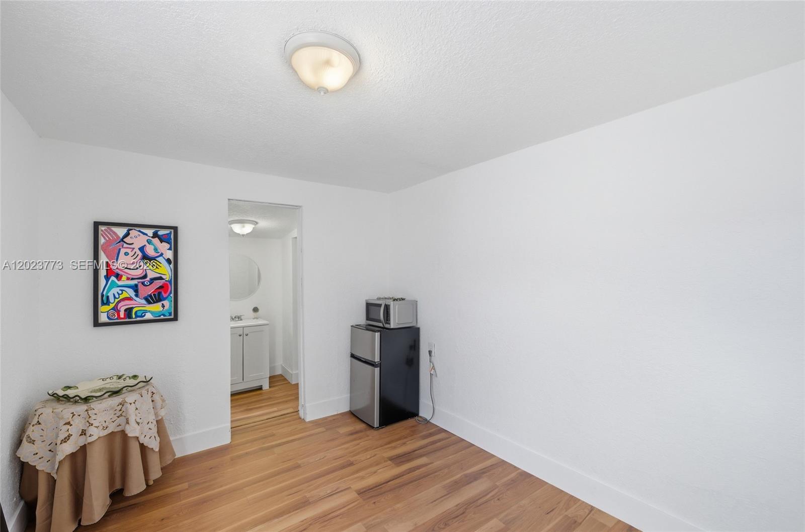 2780 NW 25th St