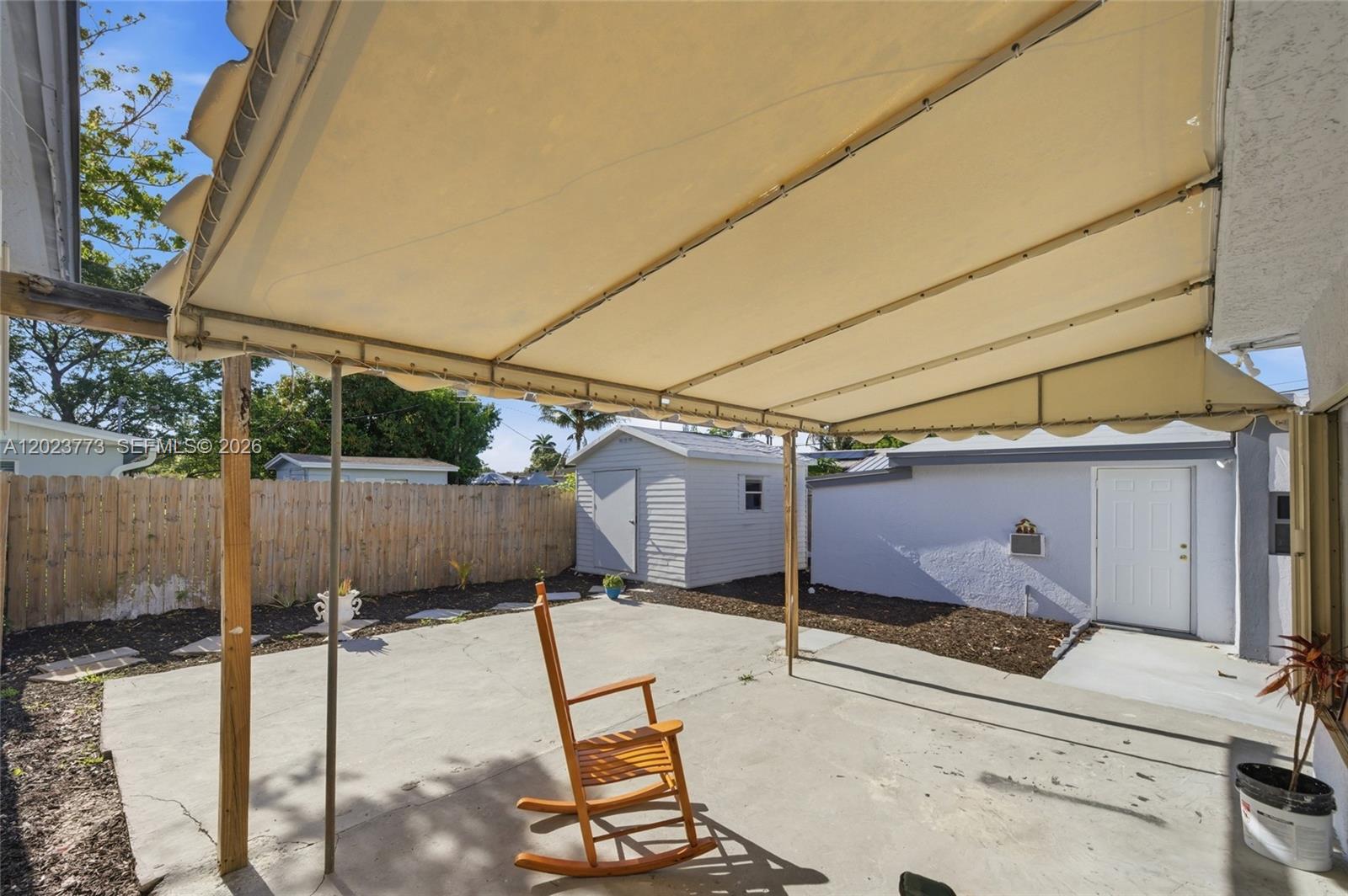 2780 NW 25th St