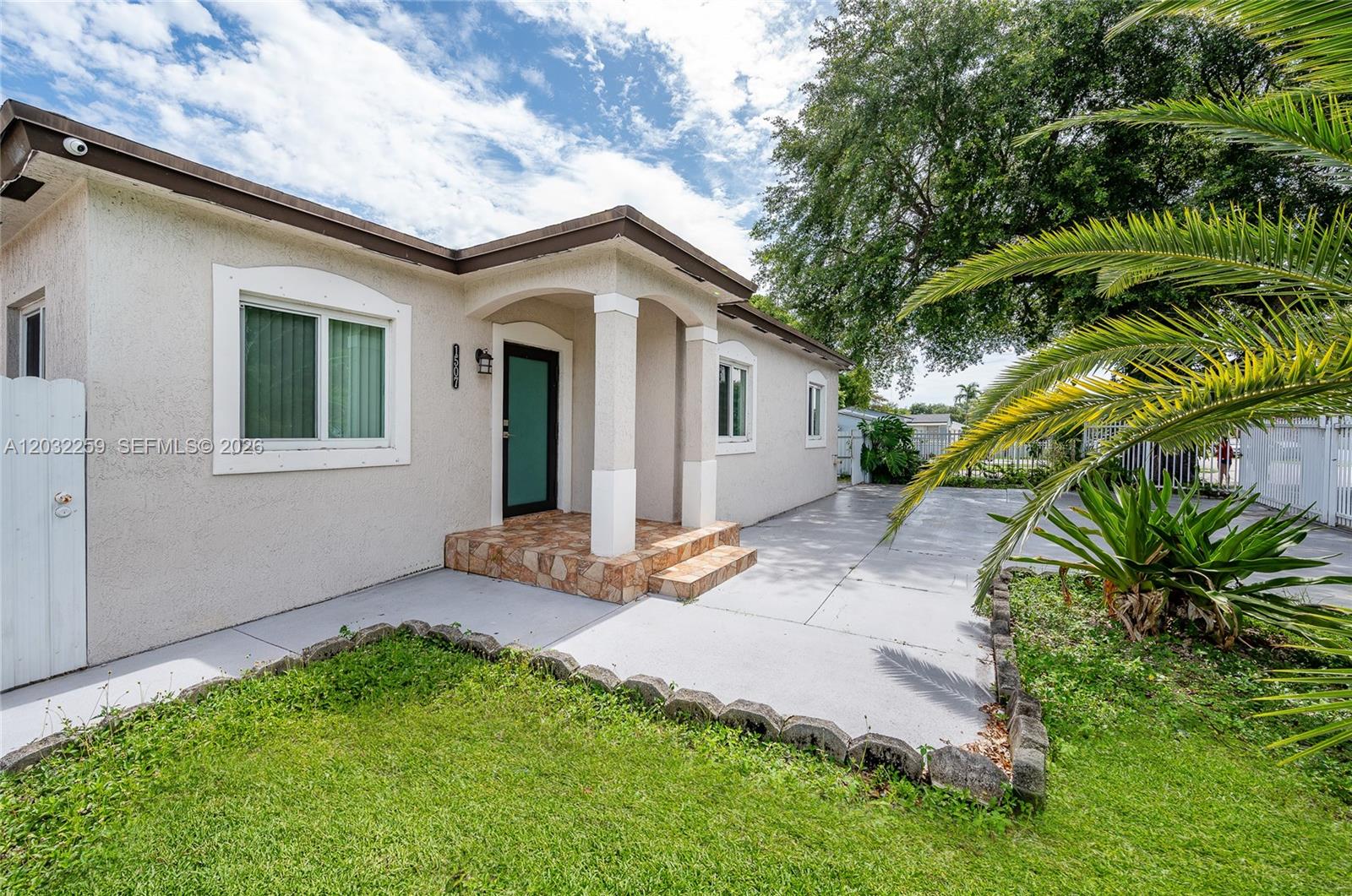 1507 NW 100th St