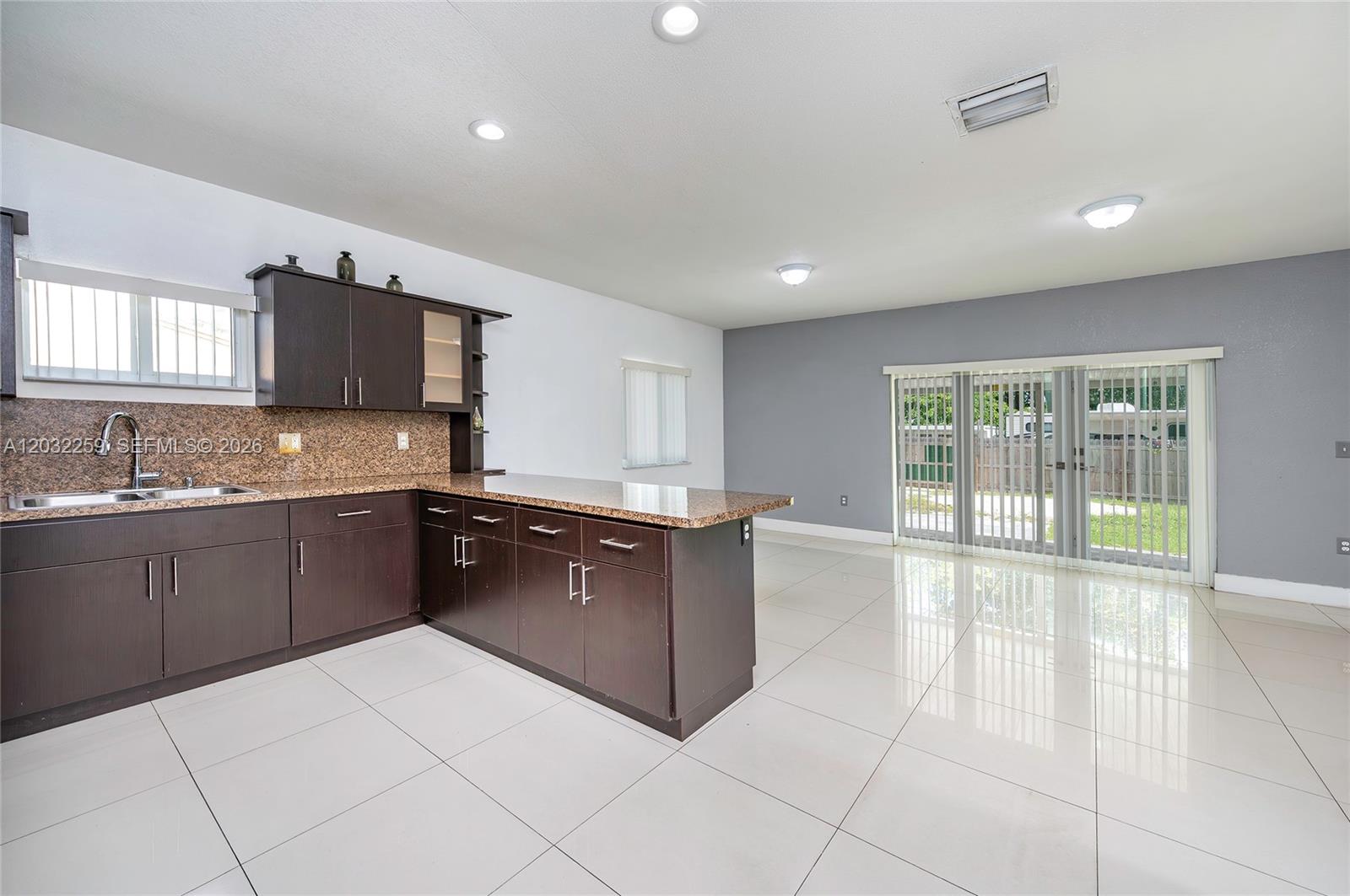 1507 NW 100th St