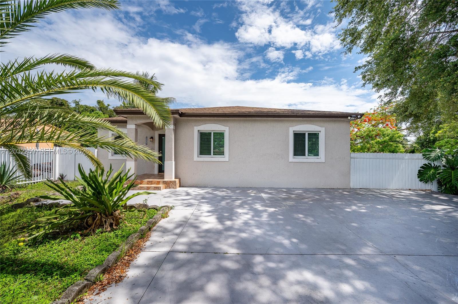 1507 NW 100th St