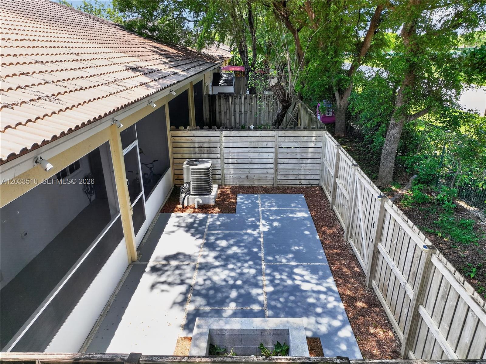 3204 NE 11th Dr