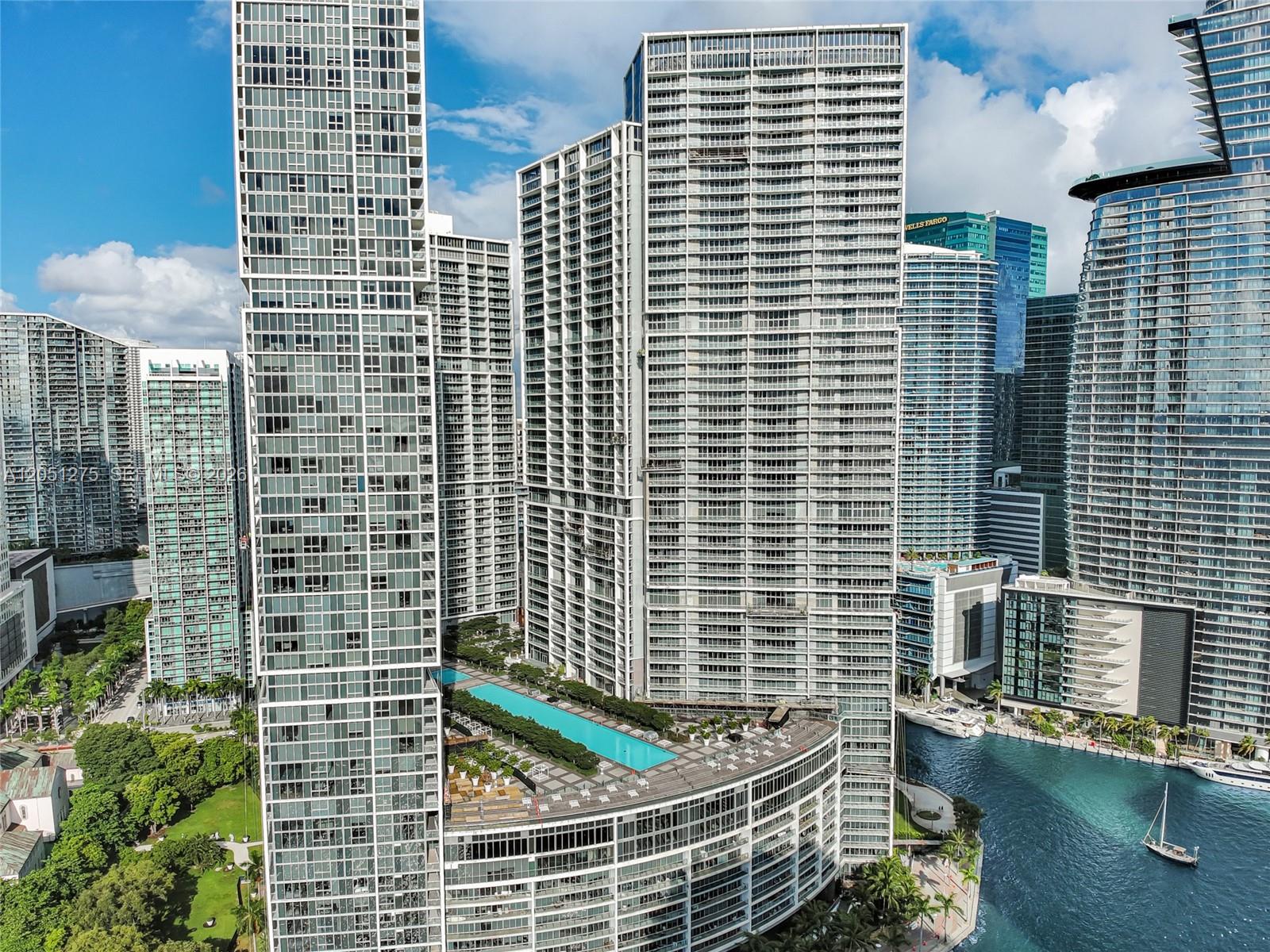 475 Brickell Ave # 3111