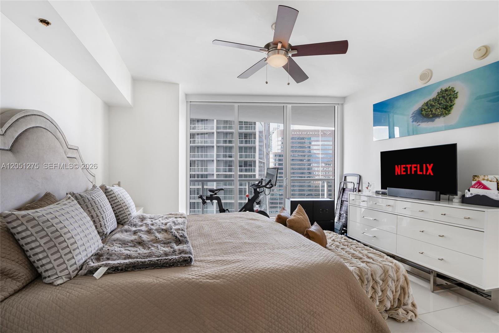 475 Brickell Ave # 3111