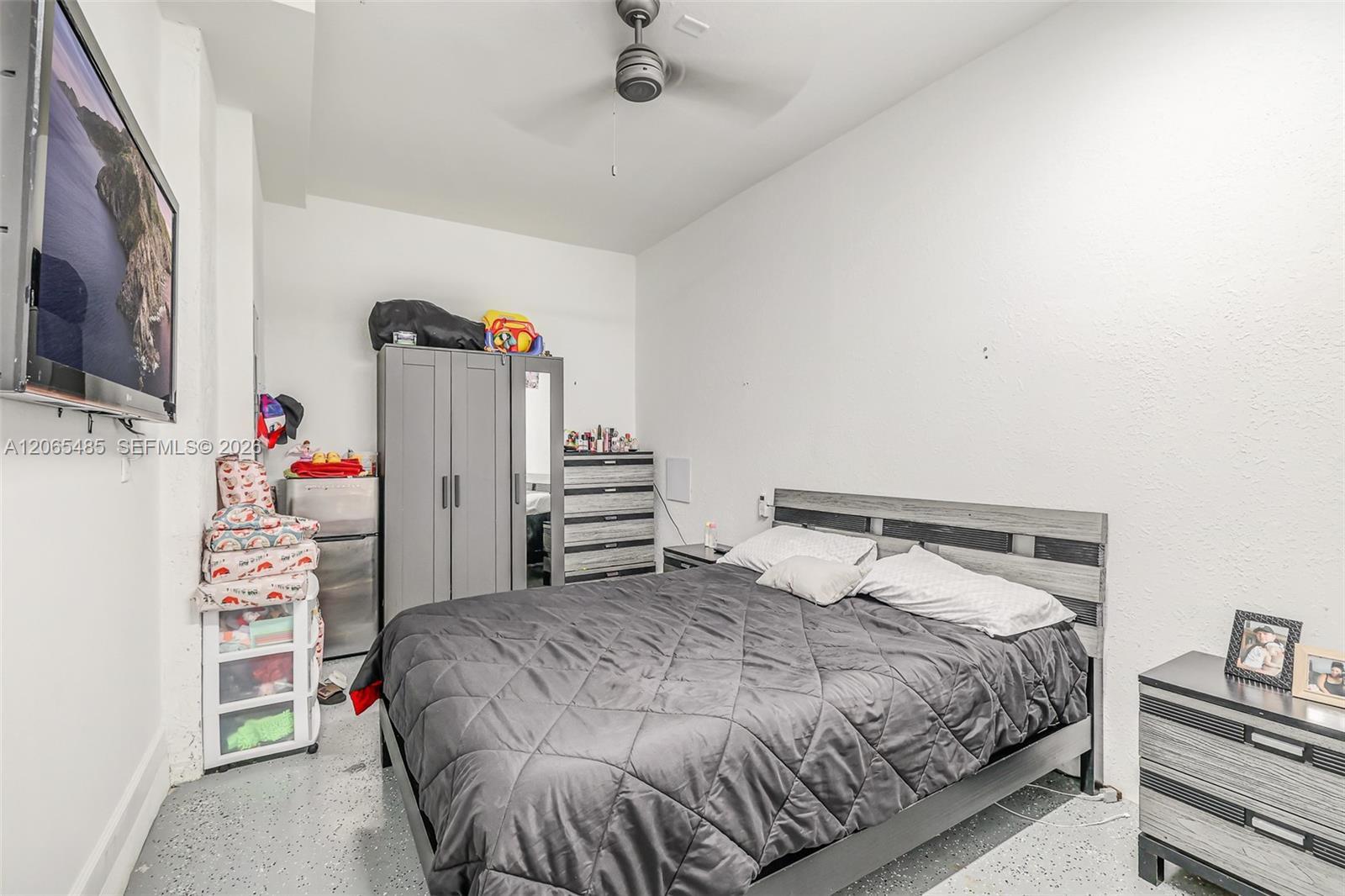 11907 SW 247th Ter