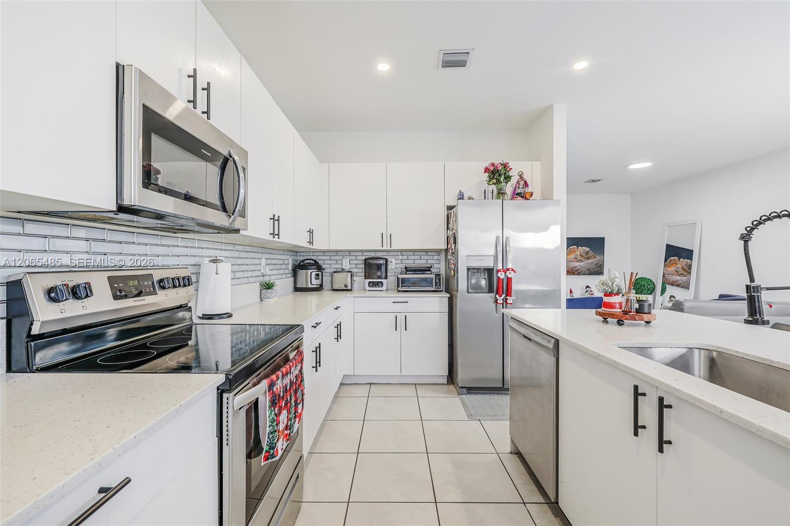 11907 SW 247th Ter
