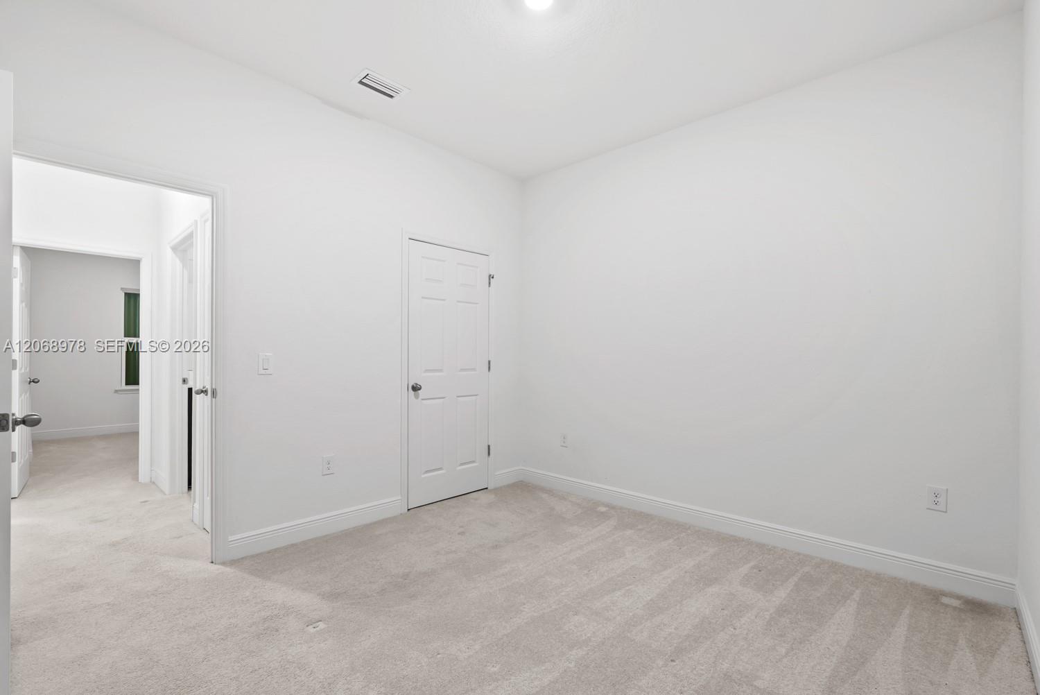 2844 NW 27th