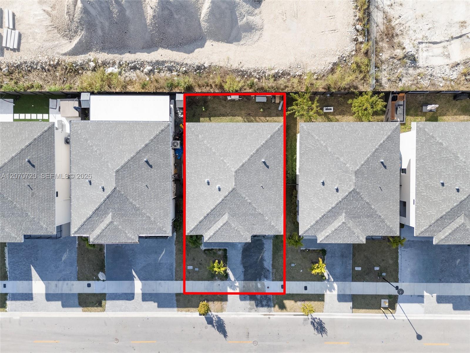 209 NW 13th Pl