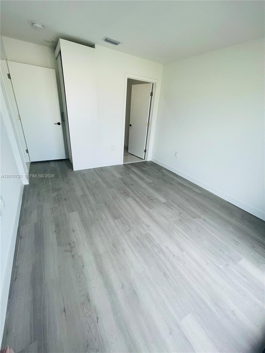 209 NW 13th Pl