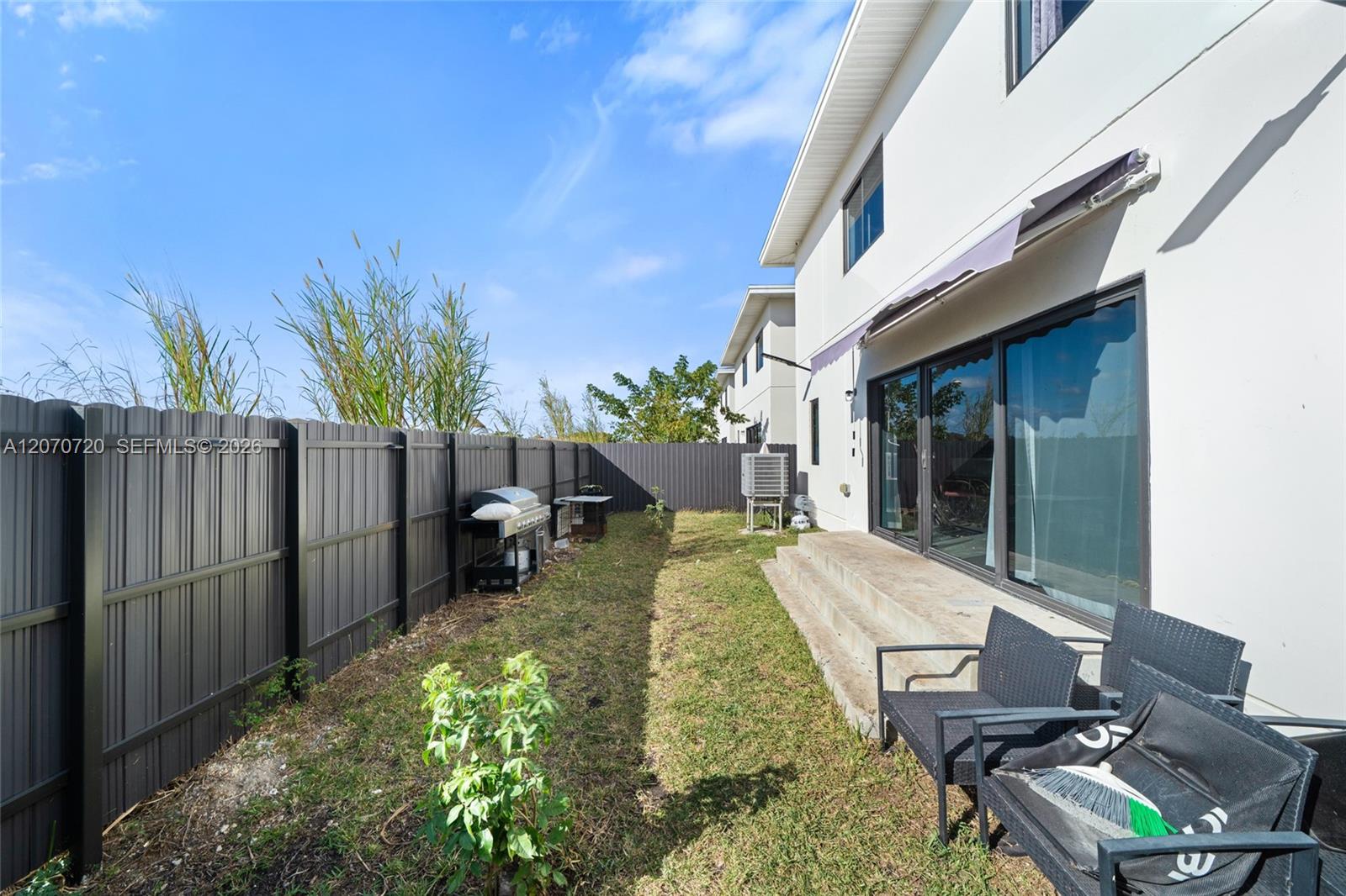 209 NW 13th Pl