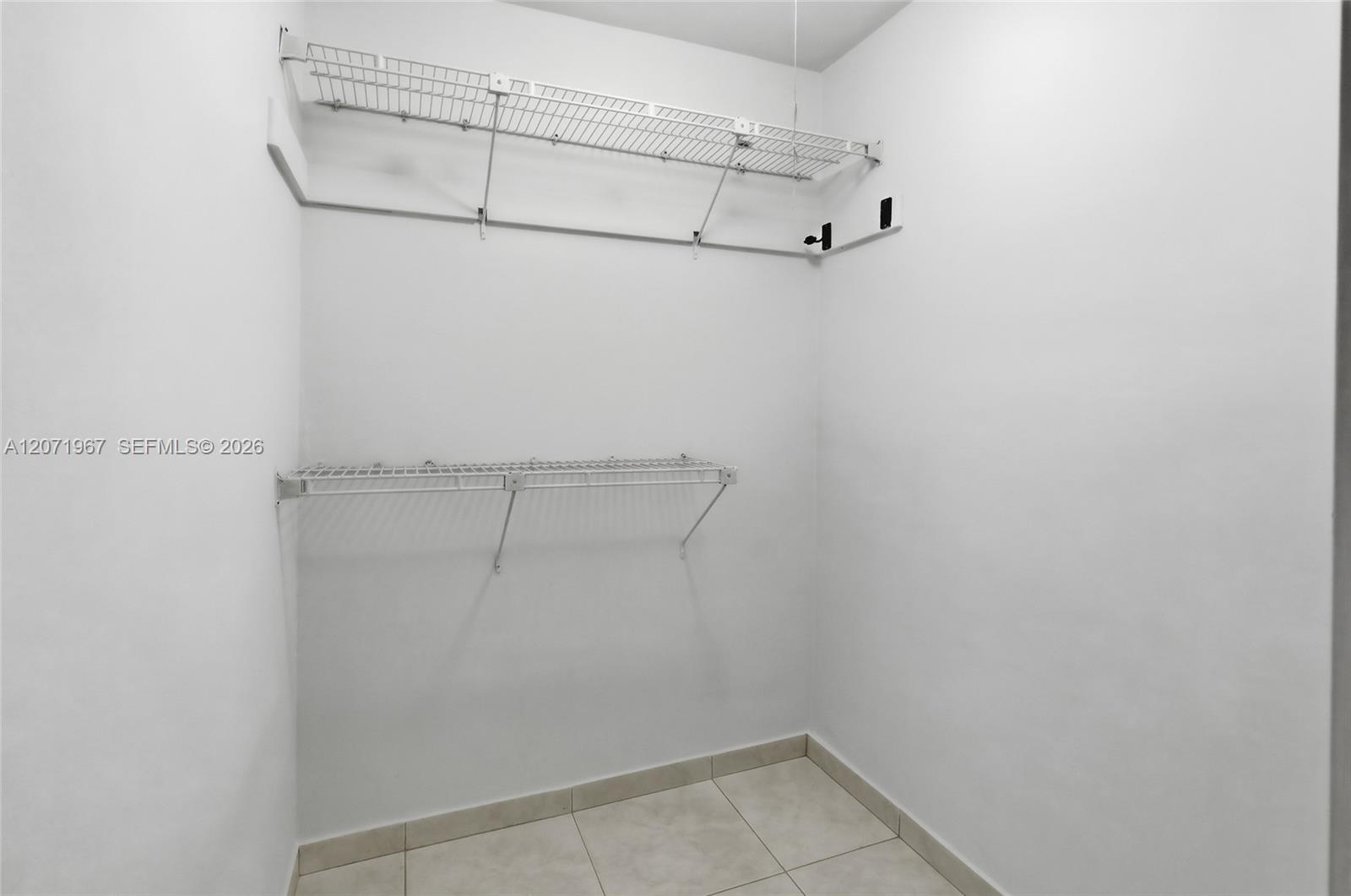 5055 Collins Ave # 11F