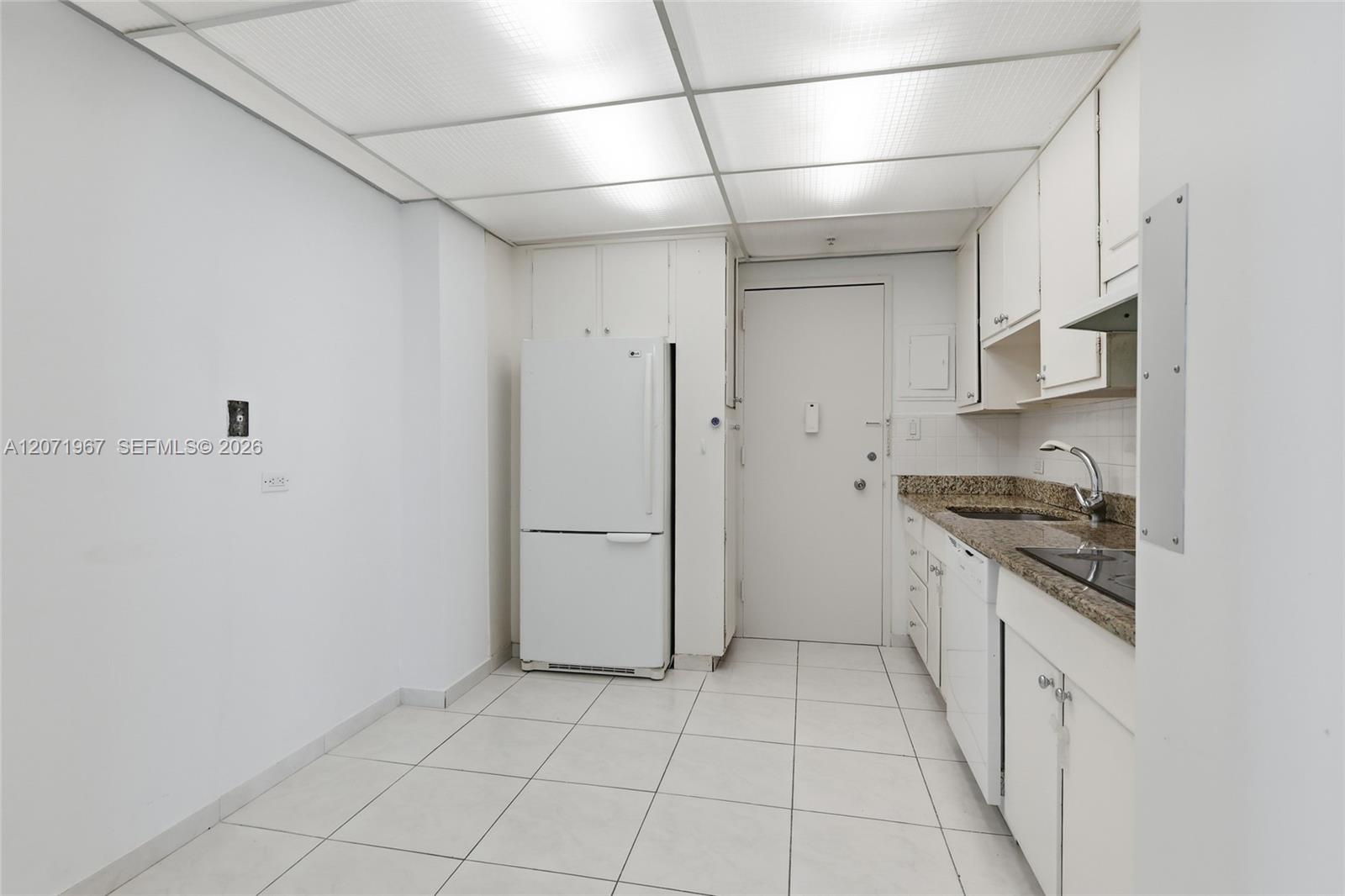 5055 Collins Ave # 11F