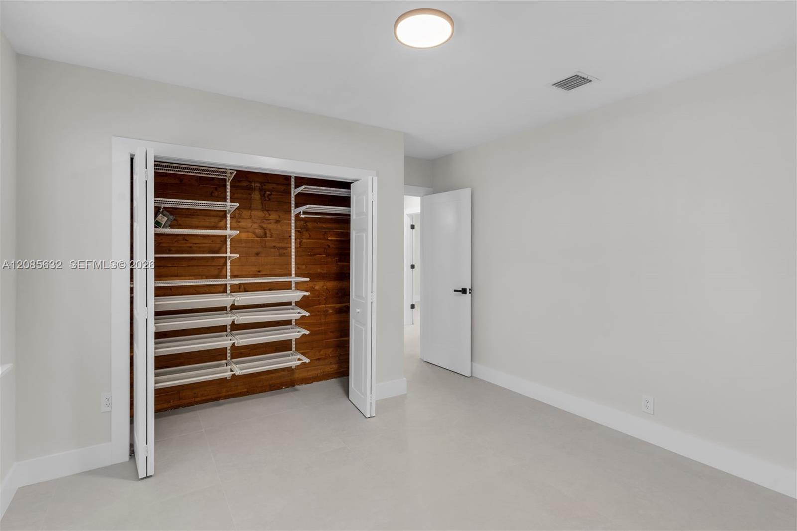 1525 NE 18th Ave