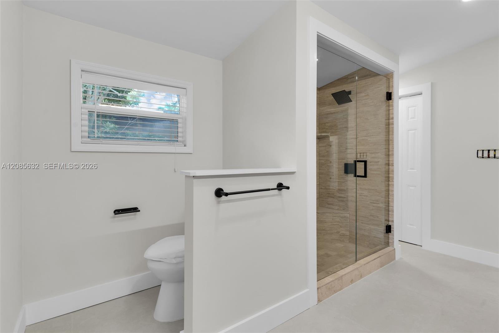 1525 NE 18th Ave