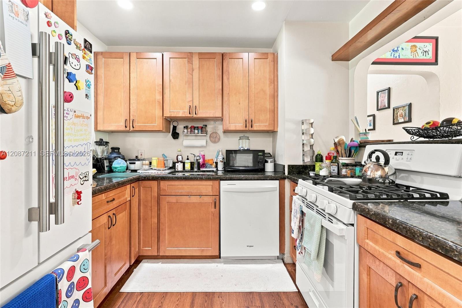 1055 NE 121st St # 1055