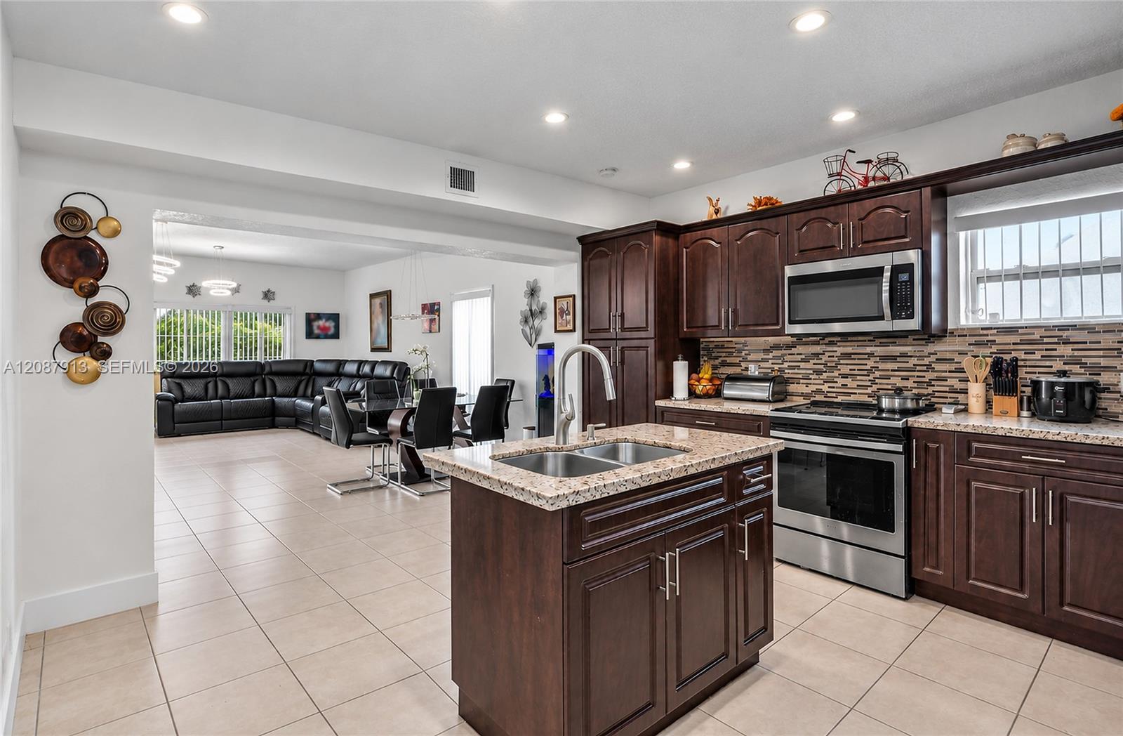 735 NW 129th St