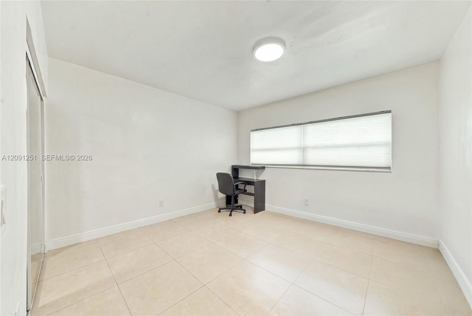 1055 NE 144th St
