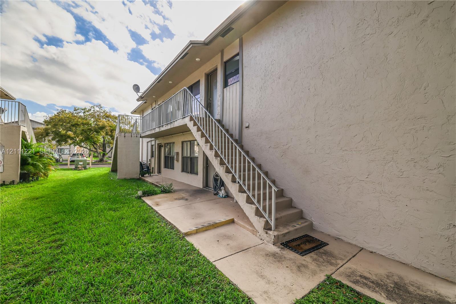 15316 SW 72nd St # 21 Unit: 19-21