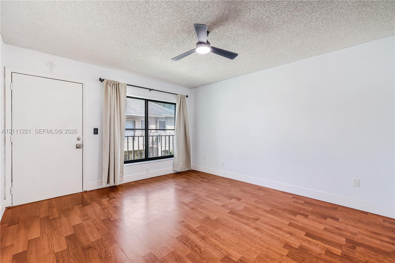 15316 SW 72nd St # 21 Unit: 19-21