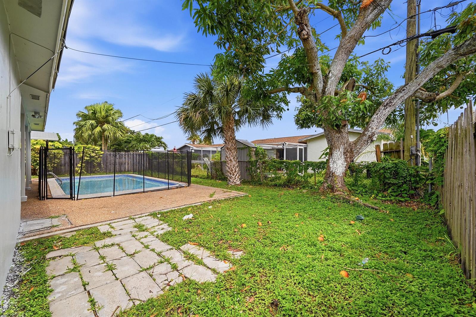 9671 NW 24th Street