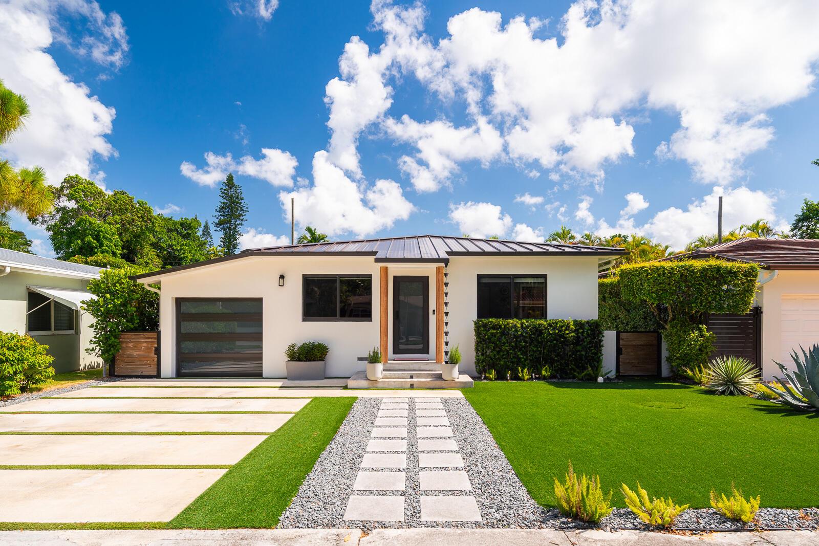 5745 SW 54th Terrace