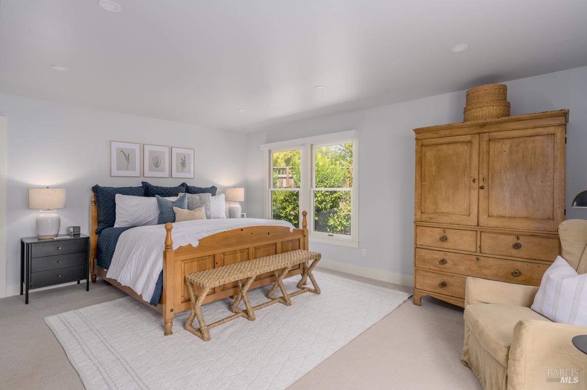 1250 Lovall Valley Rd