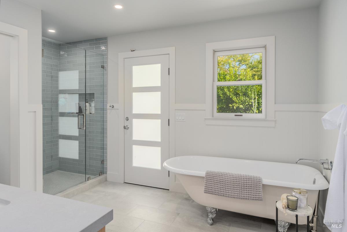 1250 Lovall Valley Rd