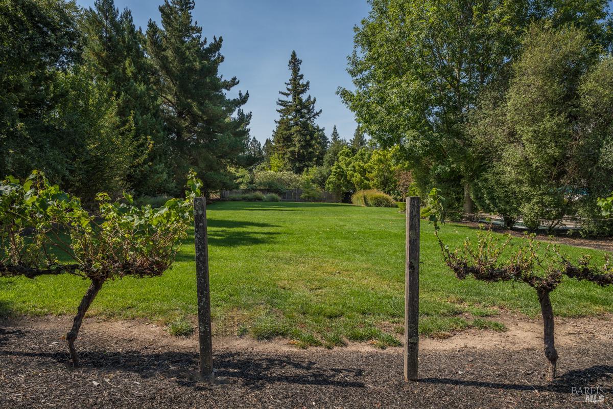 1250 Lovall Valley Rd