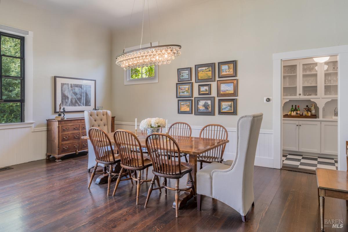 1250 Lovall Valley Rd