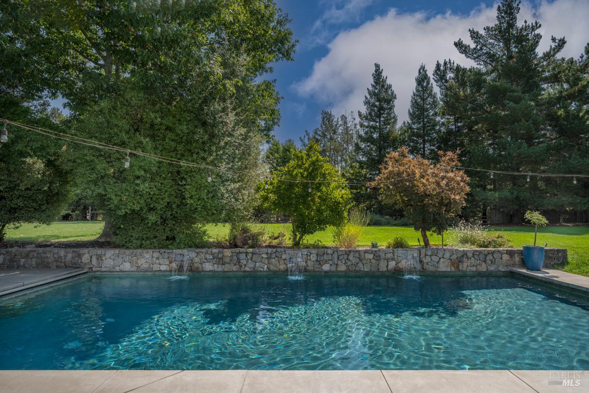 1250 Lovall Valley Rd