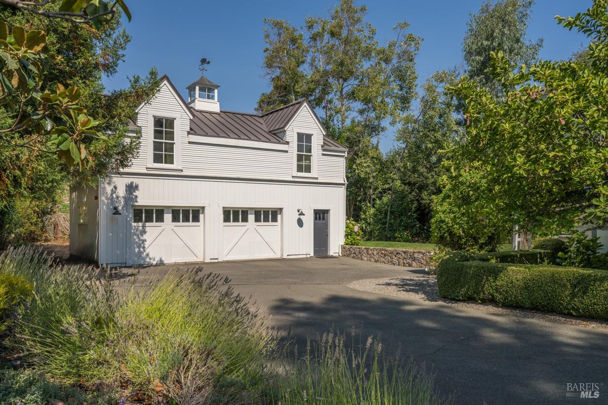 1250 Lovall Valley Rd