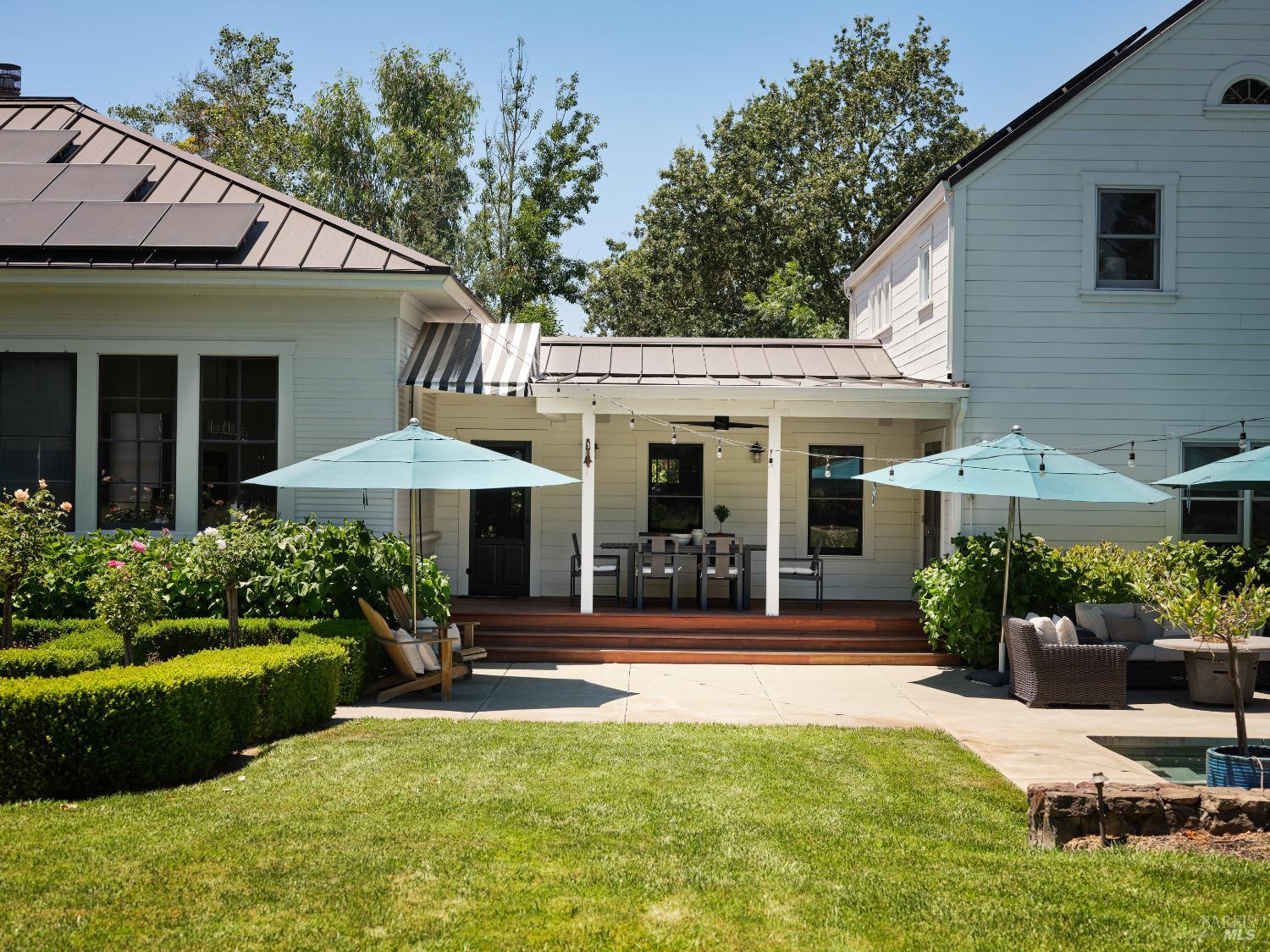 1250 Lovall Valley Rd