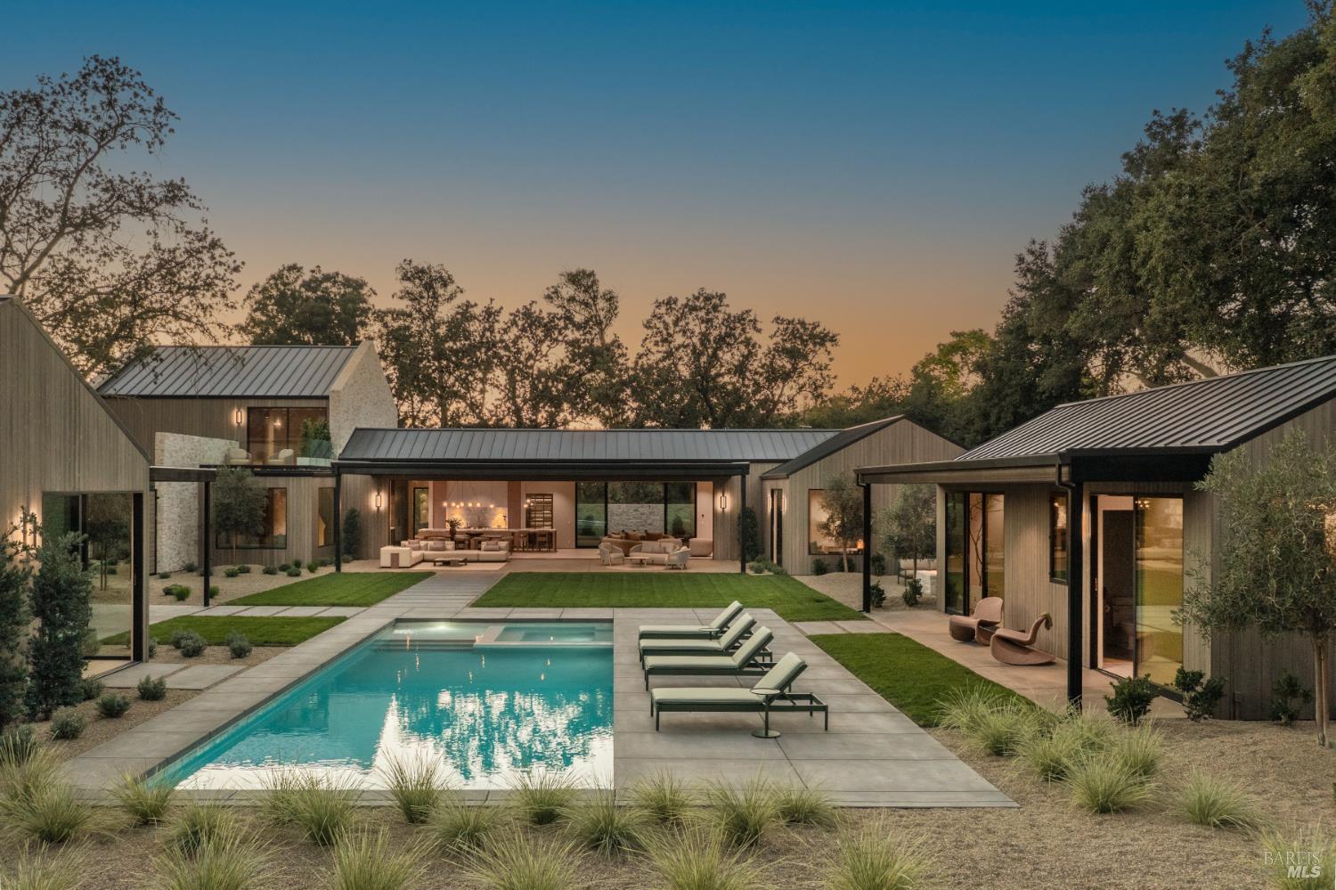 1438 Ridge Valley Road