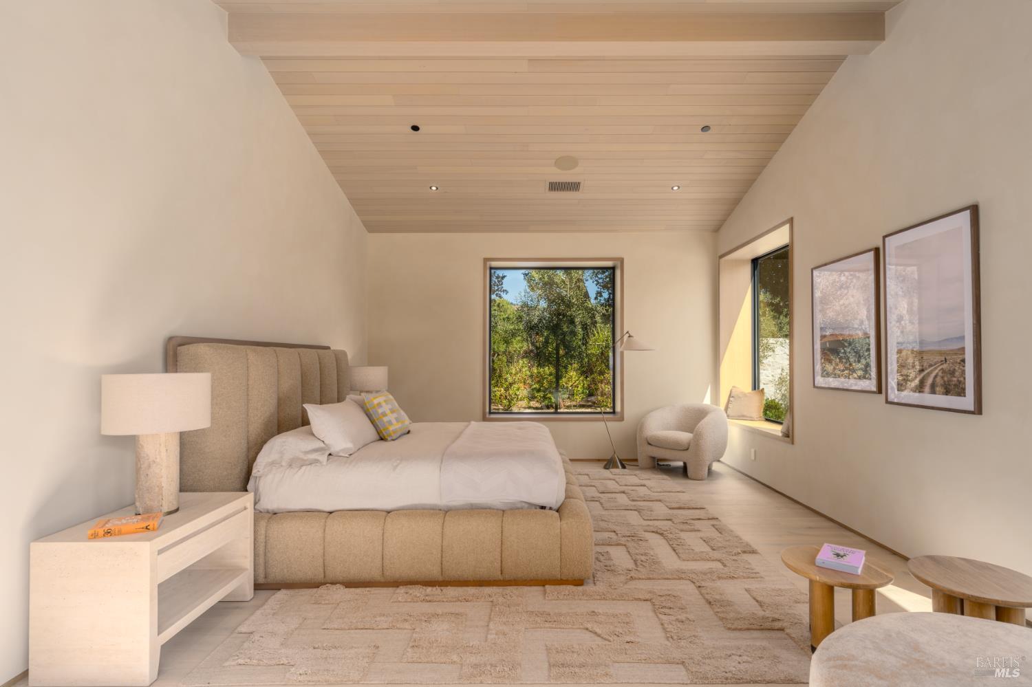 1438 Ridge Valley Road