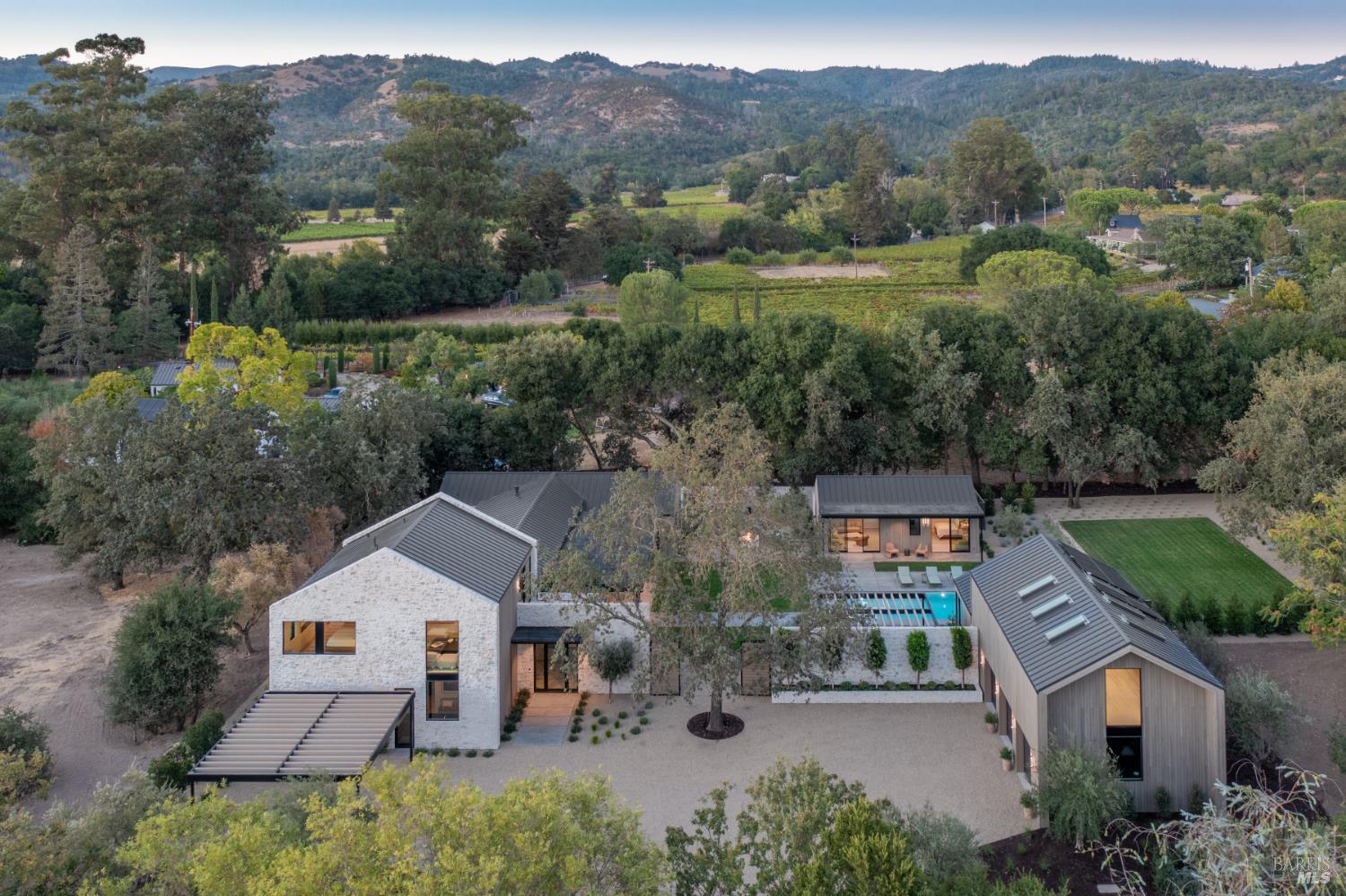 1438 Ridge Valley Road