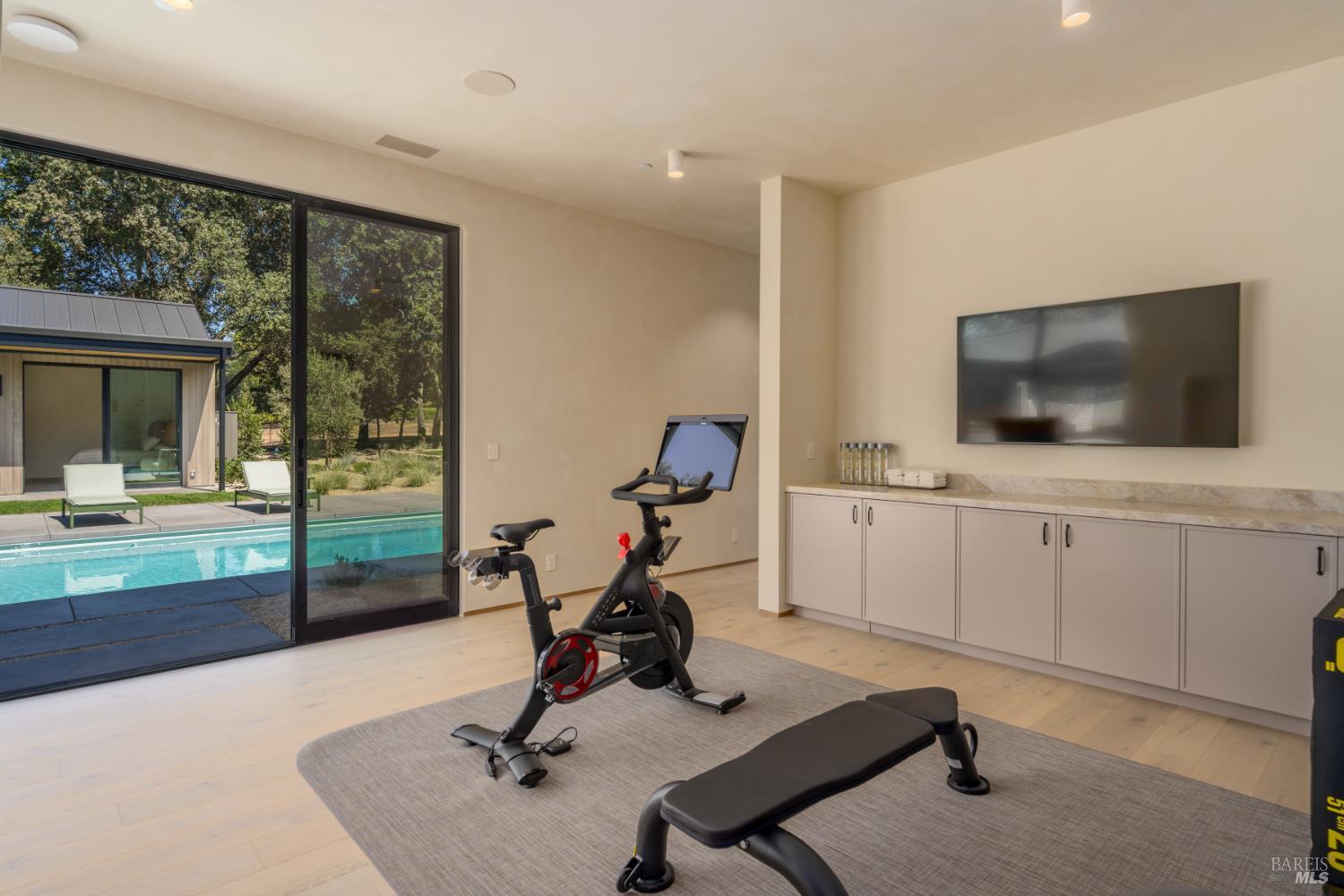 1438 Ridge Valley Road