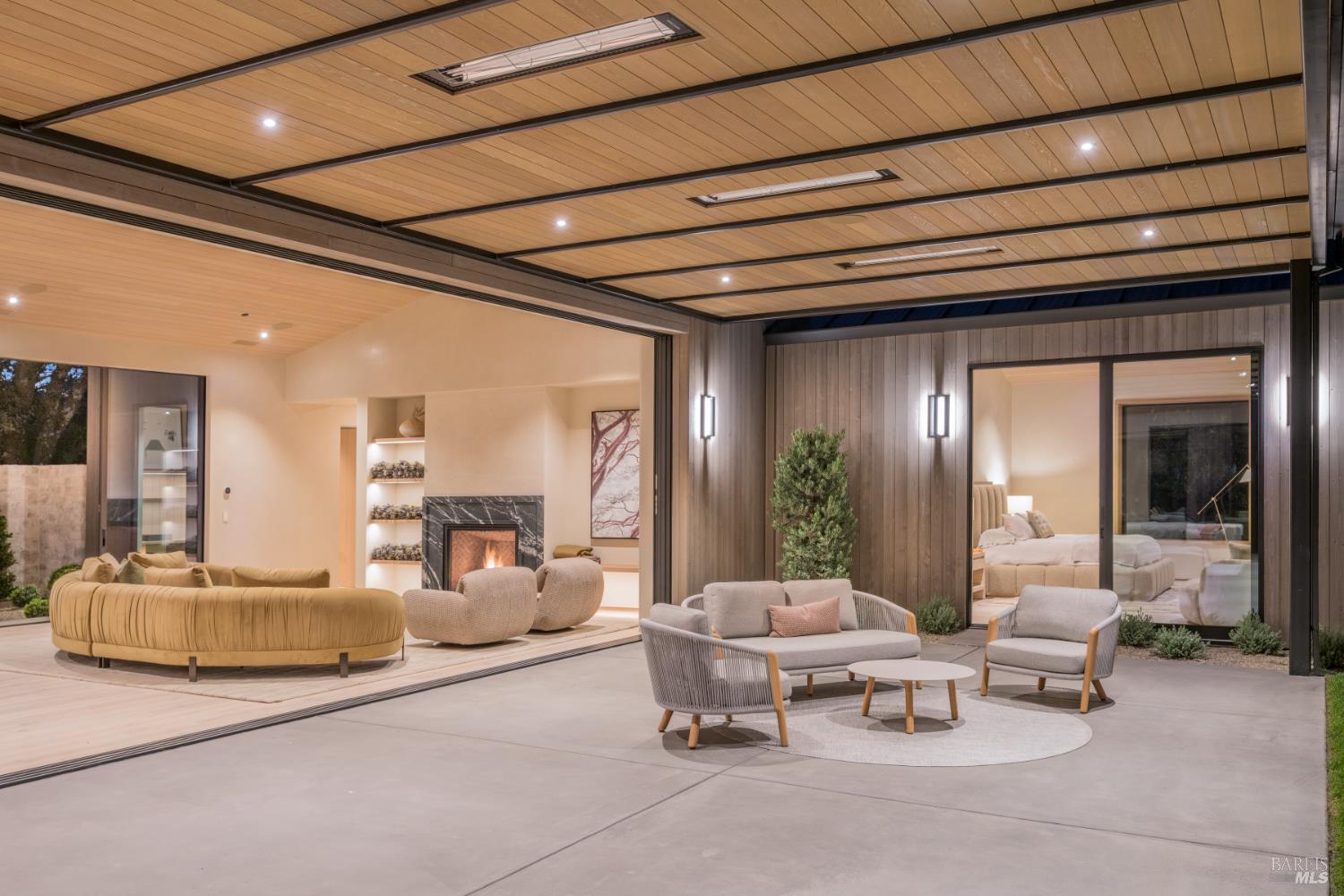 1438 Ridge Valley Road