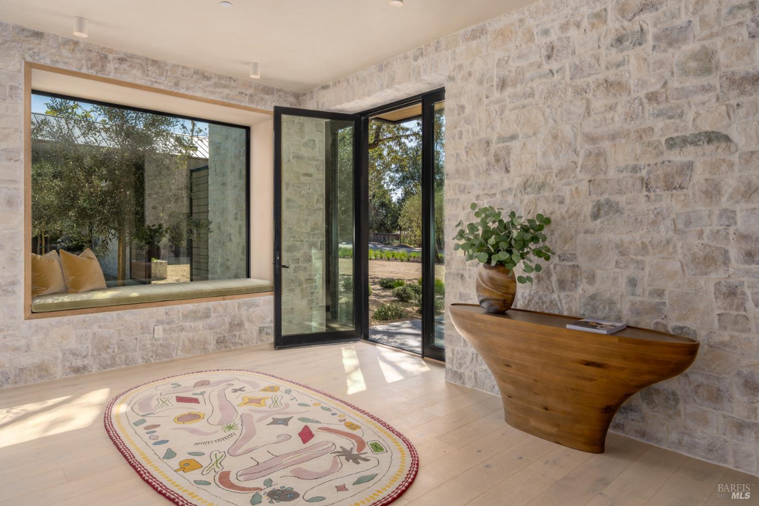 1438 Ridge Valley Road