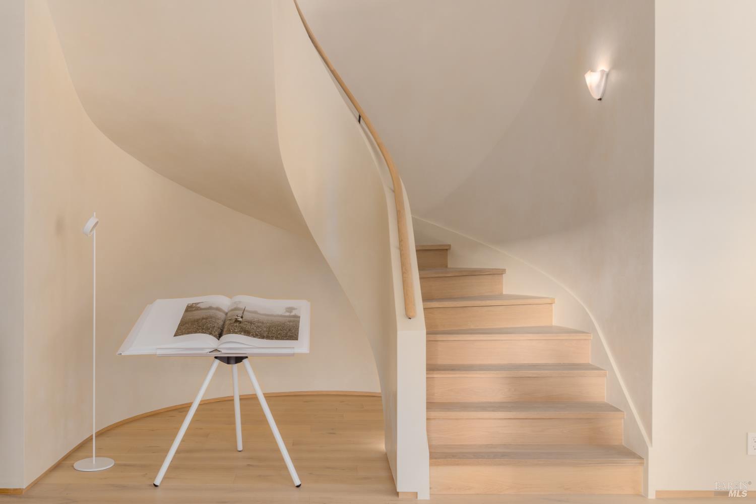 1438 Ridge Valley Road