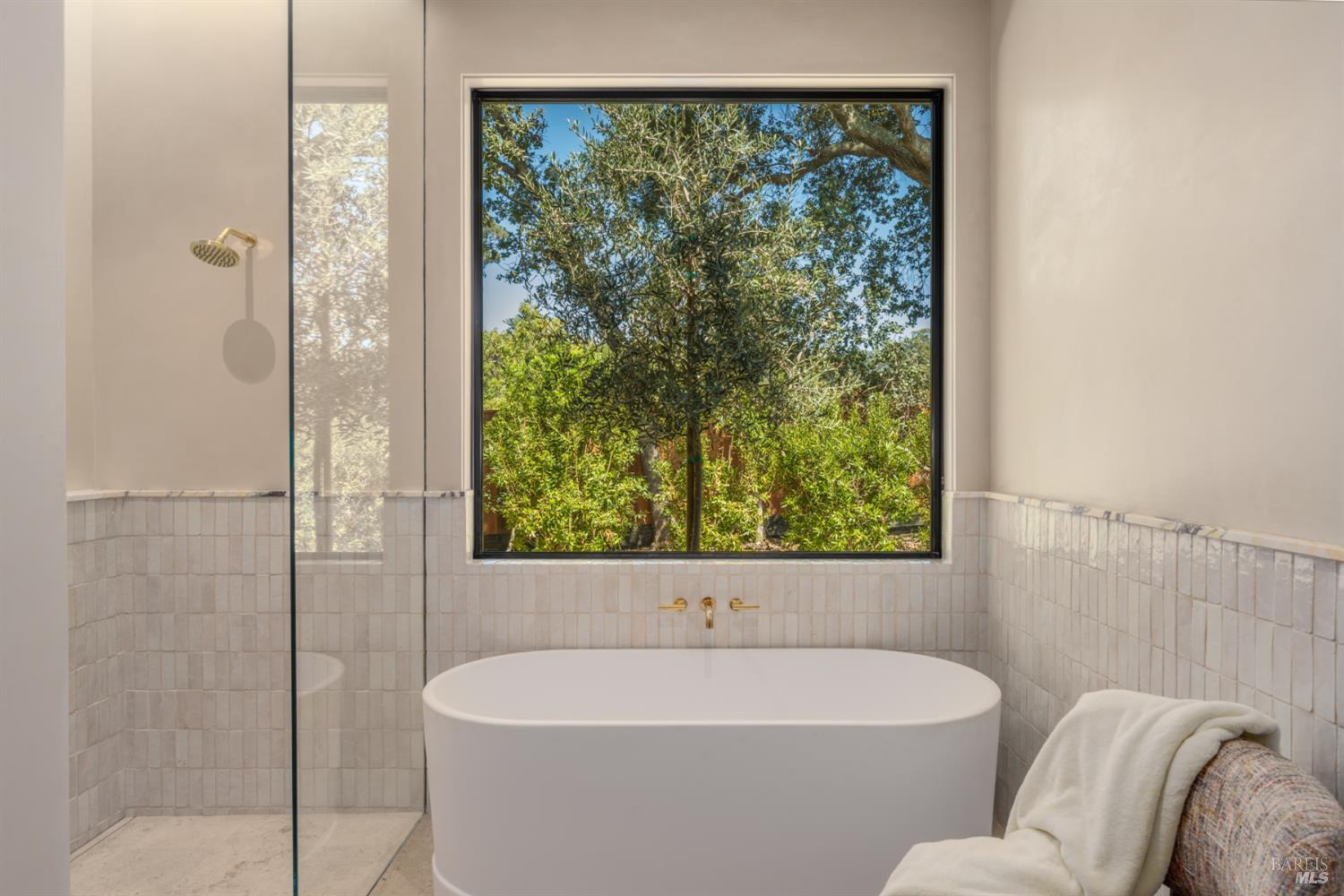 1438 Ridge Valley Road