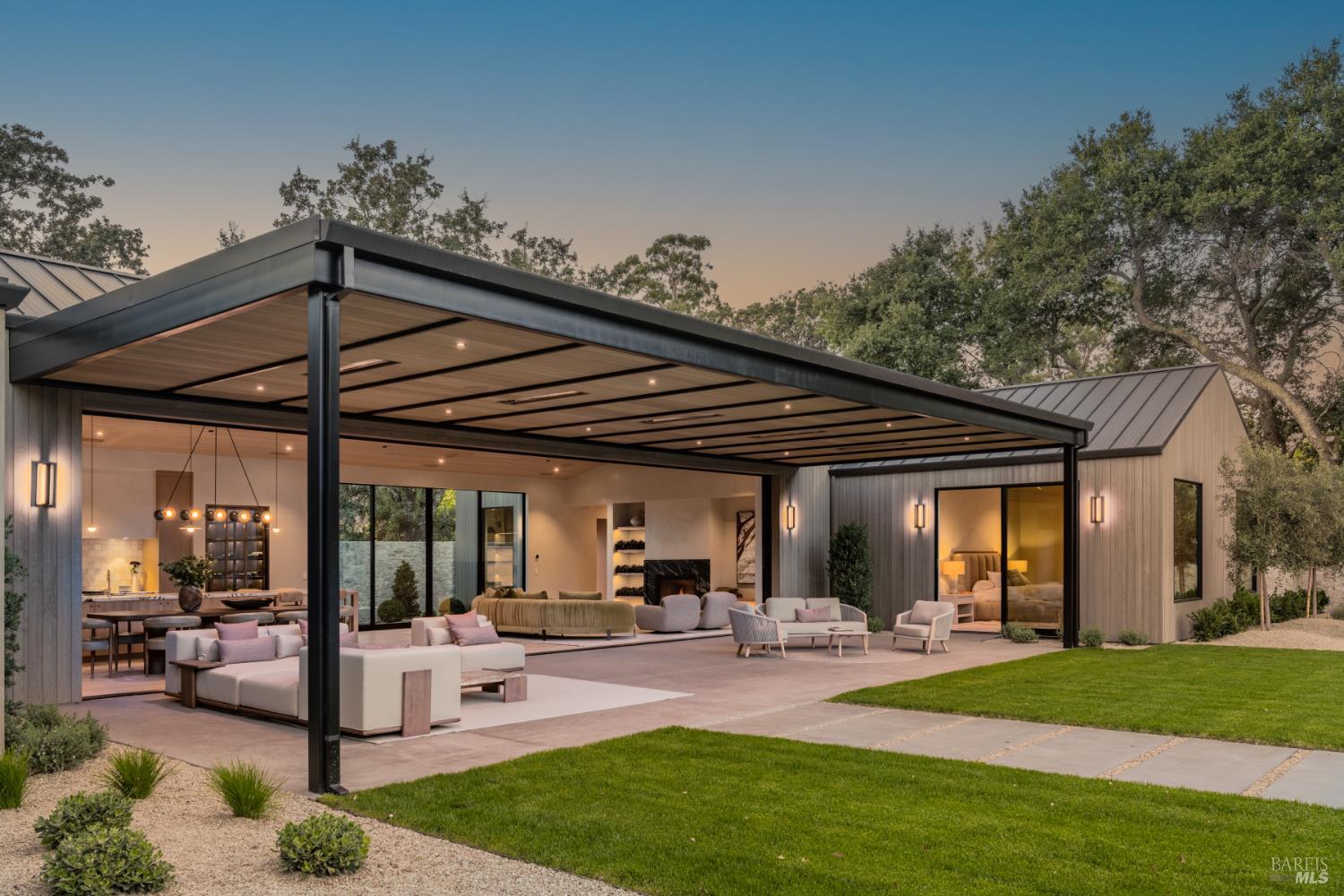 1438 Ridge Valley Road