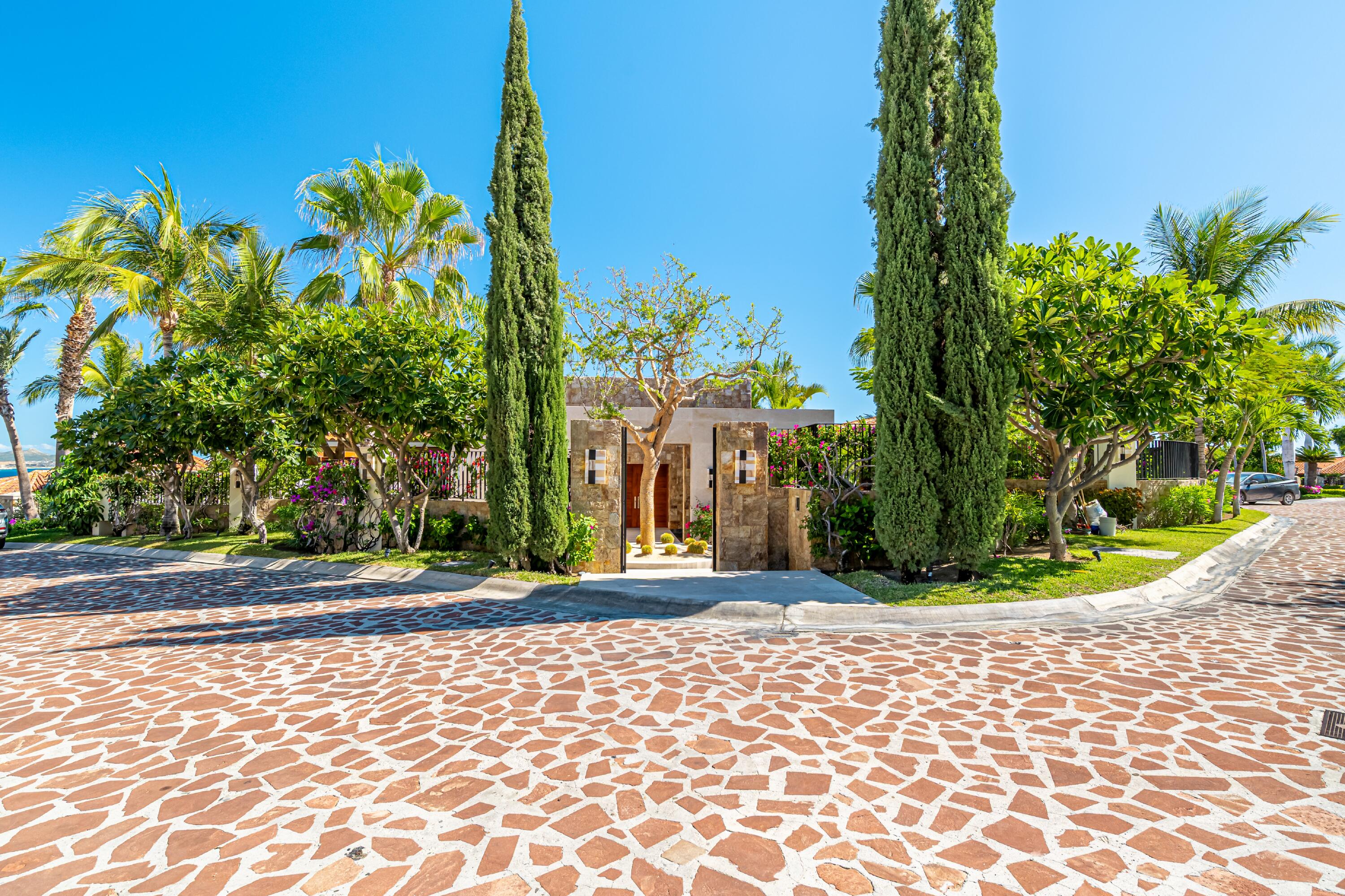58, Villa Marselina