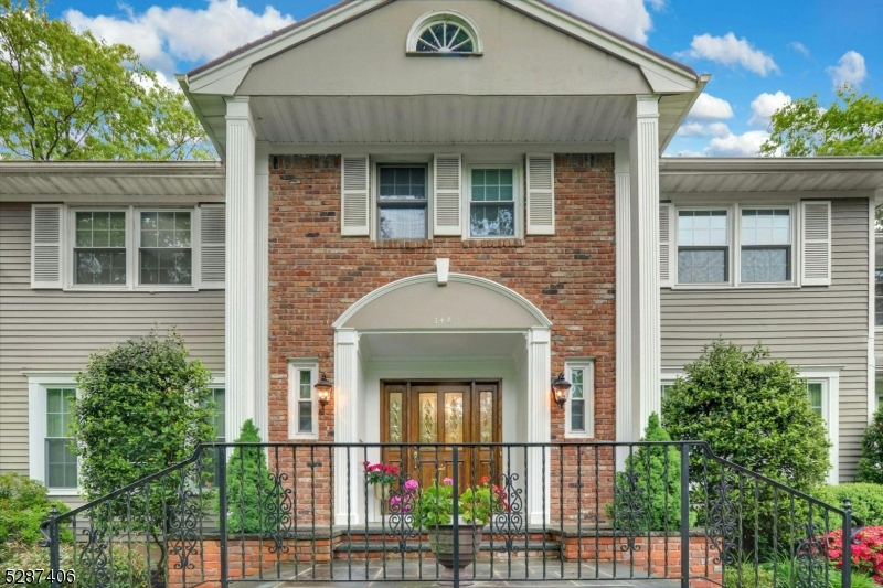 348 Maple St