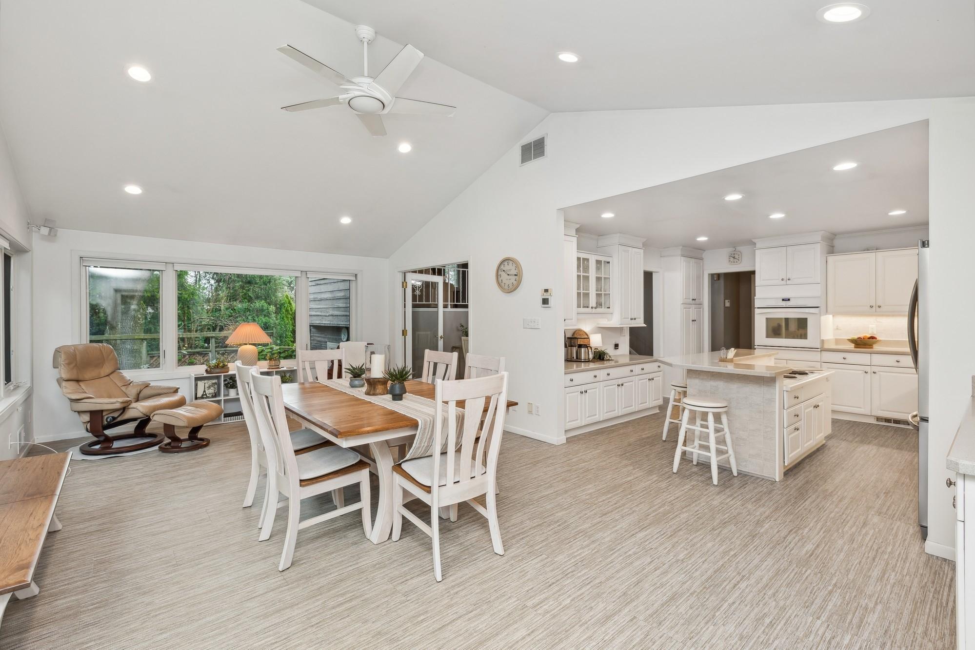 13701 30th Street Circle N