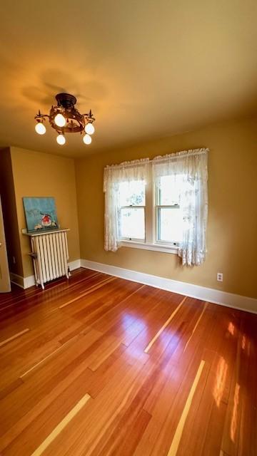 805 Abbott Street W