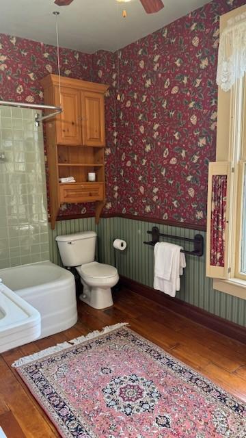 805 Abbott Street W