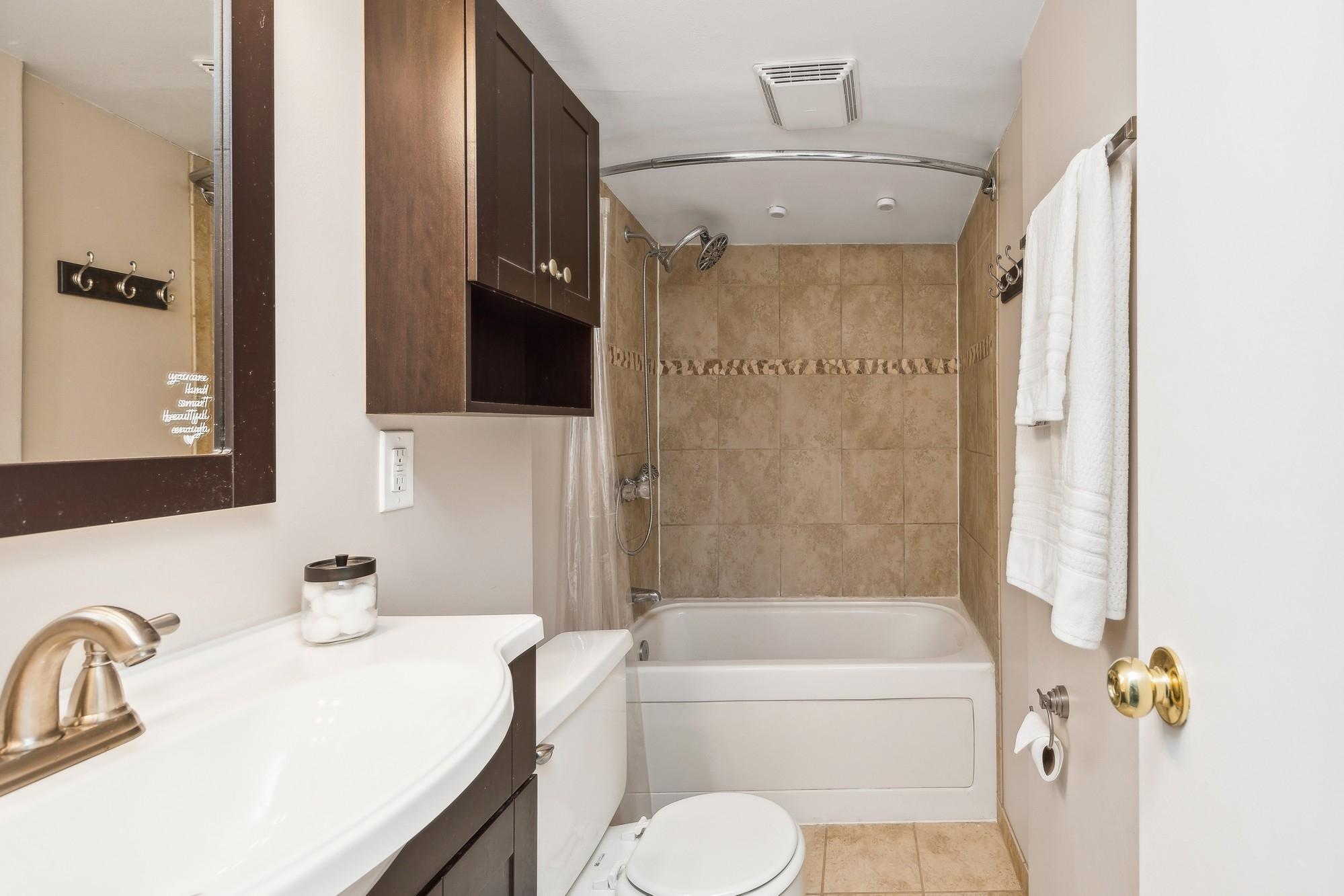 5344 Saint Stephens Street