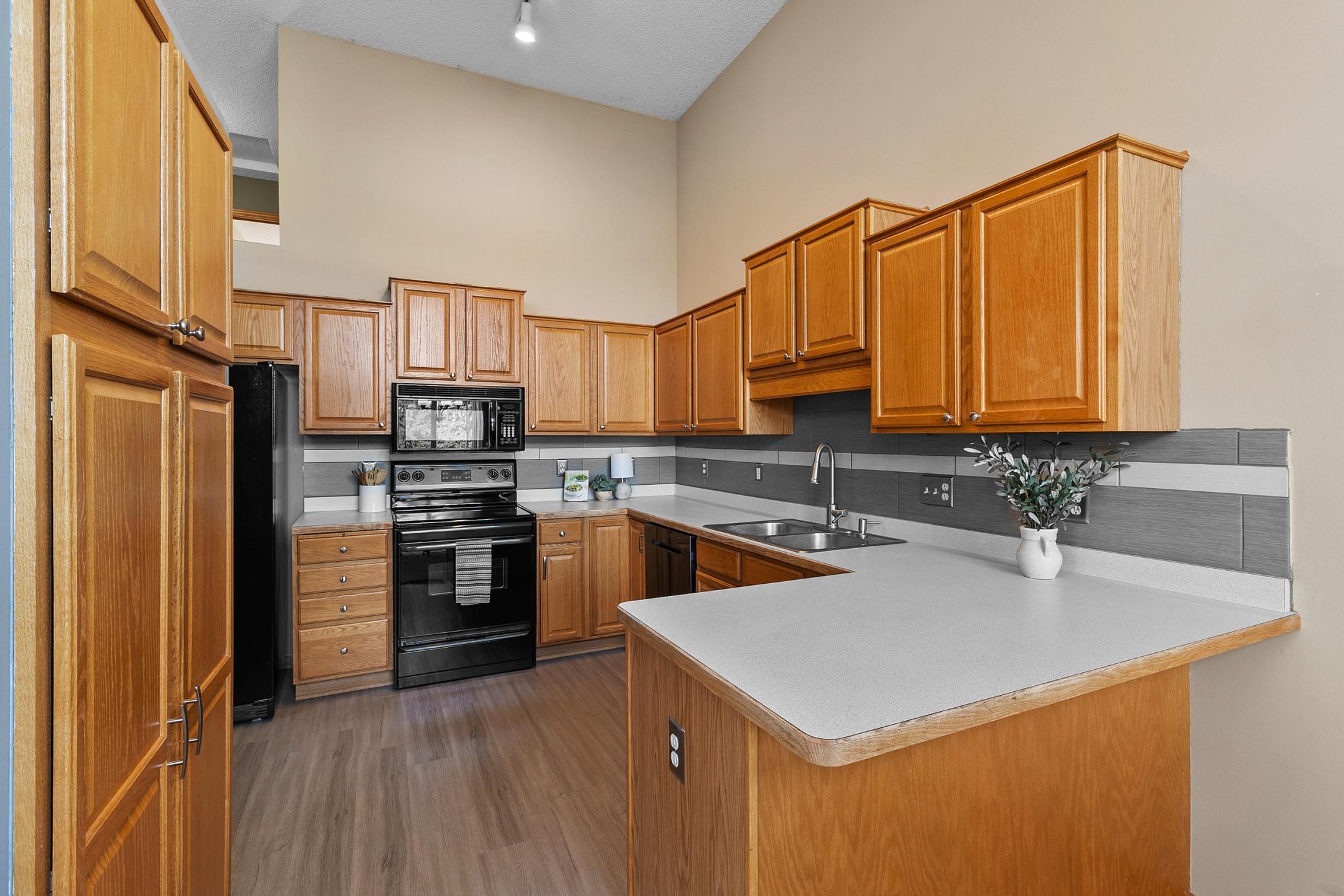 15126 Cimarron Avenue